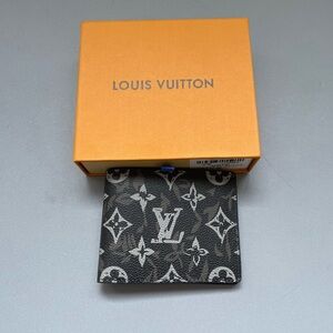 Louis Vuitton Monogram Black and Gray Card Holder